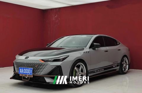 2025 Changan UNI-V 1.5T 500Bar Luxury Sport Edition - автомобиль из Китая