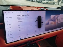 Lynk & Co 900 1.5T 220km Ultra 6-seater - фото 17