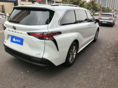 Toyota Sienna Dual-Engine 2.5L RWD Comfort Edition - ფოტო 2