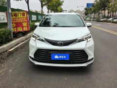 Toyota Sienna Dual-Engine 2.5L RWD Comfort Edition - ფოტო 3