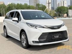 Toyota Sienna Dual-Engine 2.5L RWD Comfort Edition - ფოტო 2