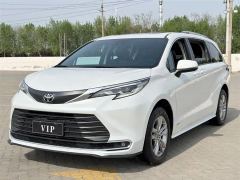 Toyota Sienna Dual-Engine 2.5L RWD Comfort Edition - ფოტო 3