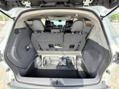 Toyota Sienna Dual-Engine 2.5L RWD Comfort Edition - ფოტო 6