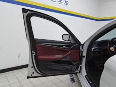 BMW 5 Series Facelift 525Li M Sport Package - фото 12