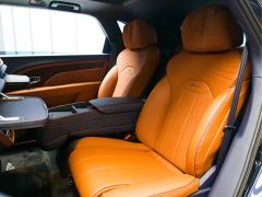 Bentley Bentayga 4.0T V8 Long Wheelbase Elegance Edition - photo 18