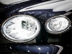 Bentley Bentayga 4.0T V8 Long Wheelbase Elegance Edition - photo 6