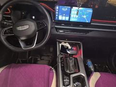 Geely Emgrand 4 Million Commemorative Edition 1.5L CVT Excellence - photo 10