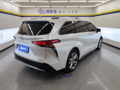 Toyota Sienna Dual-Engine 2.5L Prestige Edition - ფოტო 2