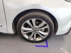 Toyota Sienna Dual-Engine 2.5L Prestige Edition - ფოტო 6