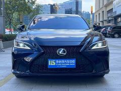 Lexus ES 200 Excellence Edition - фото 2
