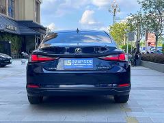 Lexus ES 200 Excellence Edition - фото 4
