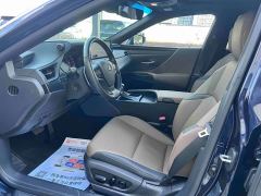 Lexus ES 200 Excellence Edition - фото 8