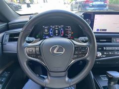 Lexus ES 200 Excellence Edition - фото 9