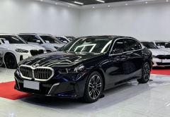 BMW 5 Series 530Li Premier M Sport Package - фото 1