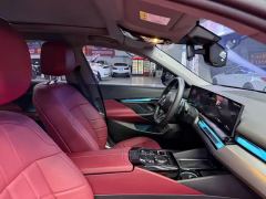 BMW 5 Series 530Li Premier M Sport Package - фото 12
