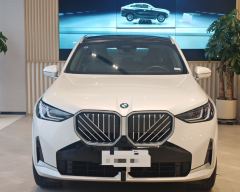 BMW X3 xDrive25L M Sport Midnight Edition - photo 2