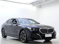 BMW 5 Series Facelift 525Li Luxury Package - ფოტო 3