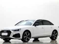 Audi A4L 200 Million Units Joyful Edition 40 TFSI Luxury Dynamic - photo 1