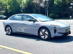 FAW EH7 640 AWD Edition - фото 3