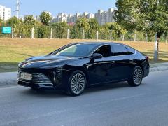 Buick Lacrosse Junyue 28T Yuezun Edition - фото 1