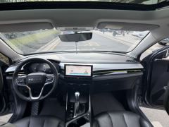 Roewe i5 1.5L CVT Black Gold Edition - ფოტო 10
