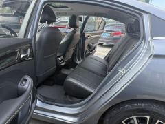 Roewe i5 1.5L CVT Black Gold Edition - ფოტო 9