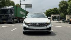 Volkswagen Jetta Sagitar 300TSI Dual-clutch transmission superior version - ფოტო 3