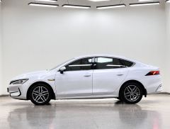 BYD Qin PLUS EV Honor Edition 510km Leading Edition - фото 7