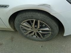 BYD Qin PLUS DM-i Honor Edition 1.5L 120km Leading Edition - фото 6