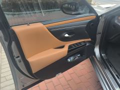 Lexus ES 300h Premium Edition - ფოტო 12
