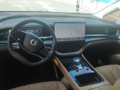 Denza D9 DM-i 1.5T 103km Luxury Version 7 - ფოტო 16