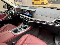 BMW X5 xDrive30Li Deluxe VersionM - ფოტო 4
