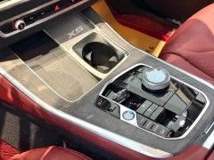BMW X5 xDrive30Li Deluxe VersionM - ფოტო 9