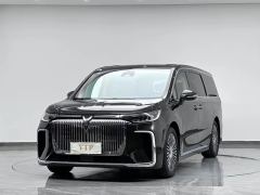 Voyah Dreamer PHEV version 1.5T 235km 4WD Excellent Kunpeng Edition - фото 1
