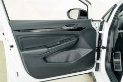 Volkswagen Golf 280TSI R-Line 50 Edition - ფოტო 16