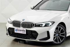 BMW 3 Series 320Li M Sport Package - фото 2
