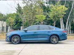 Geely Xingui Xingrui 2.0T Only this turquoise version - фото 6