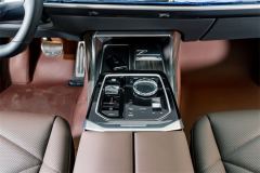 BMW 7 Series Facelift 735Li M Sport Package - ფოტო 12