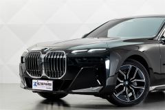 BMW 7 Series Facelift 735Li M Sport Package - ფოტო 3