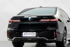 BMW 7 Series Facelift 735Li M Sport Package - ფოტო 7