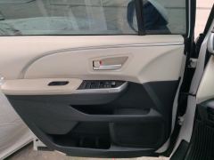 Toyota Sienna 2.5L Hybrid Prestige Edition - photo 12