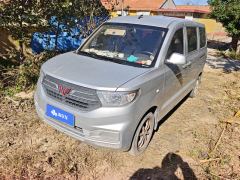 Wuling Hongguang V 1.5L Enjoyable Electric Assist Version 7-seater - фото 1