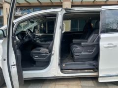 GAC Trumpchi M8 Leading show series 390T Luxury Edition 7-seater - photo 12