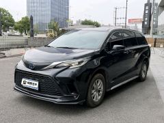 Toyota Gravia Hybrid 2.5L Comfort Edition - фото 1