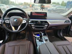 BMW 5 Series Facelift 530Li Leading Edition Luxury Package - фото 10