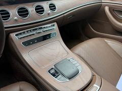 Mercedes-Benz E Class E-Class E 300 L Luxury - фото 12