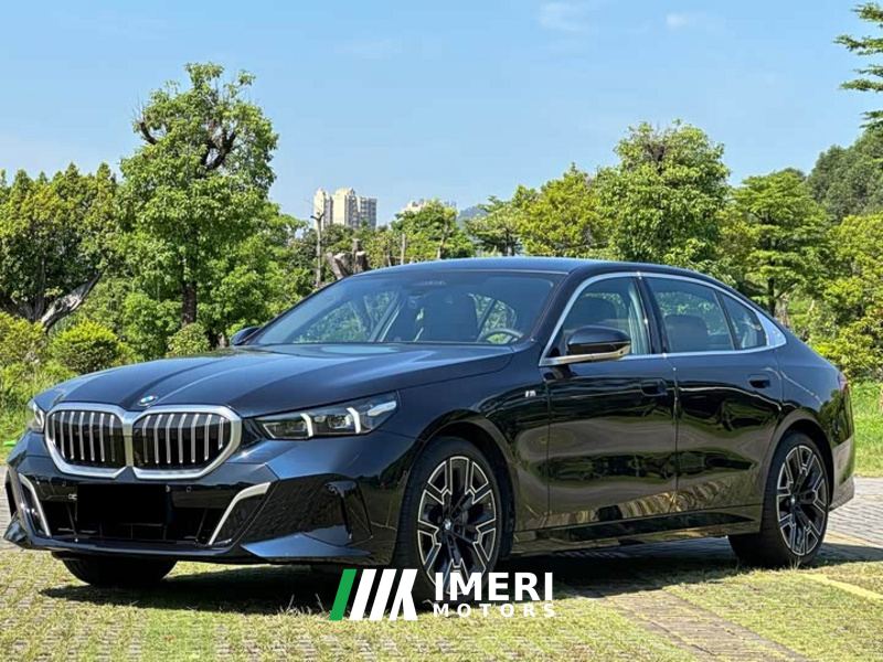 BMW 5 Series 530Li Luxury M Sport Package