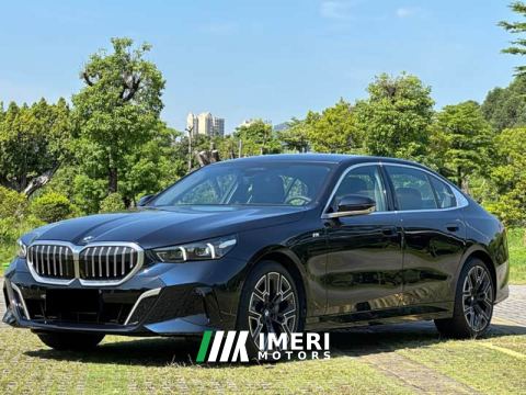 2025 BMW 5 Series 530Li Luxury M Sport Package - ავტომობილი ჩინეთიდან