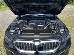 BMW 5 Series 530Li Luxury M Sport Package - ფოტო 18