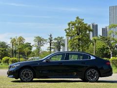 BMW 5 Series 530Li Luxury M Sport Package - ფოტო 4